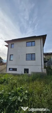Casa noua la strada zona Bucovina 