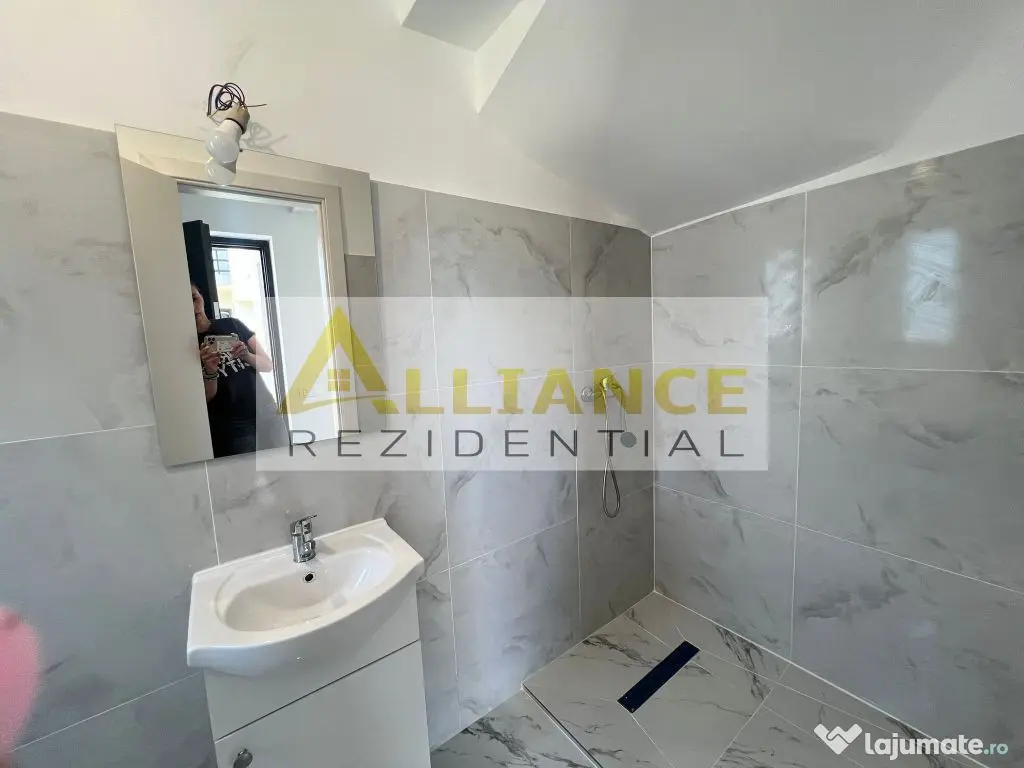 Casa tip duplex - 3 camere - 2 bai-800 M DE STV - Berceni (Bucuresti-Ilfov)
