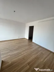 Garsoniera spatioas-Renovata integral-Potrivită pentru locu 