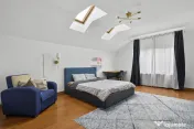 Casă 5 dormitoare si teren 725 mp de închiriat în zona Gradiste 