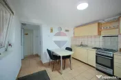De vânzare casă cu 3 corpuri de clădire și teren de 771 mp, Sântandrei 
