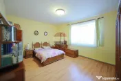 De vânzare casă cu 3 corpuri de clădire și teren de 771 mp, Sântandrei 