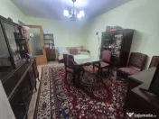 3 camere Titan decomandat, et. 1, an 1979, 70 mp, renovat 