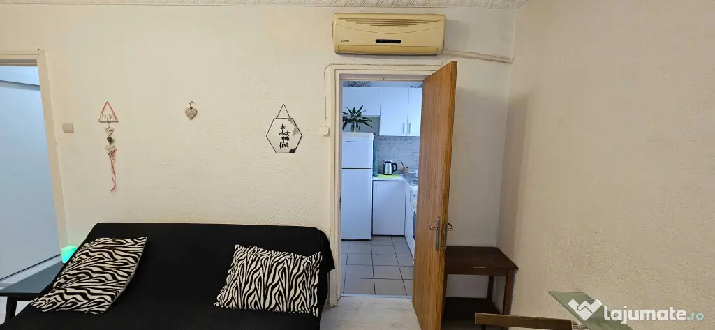 Iancului aleea avrig etaj 1 - Bucuresti (Bucuresti-Ilfov)