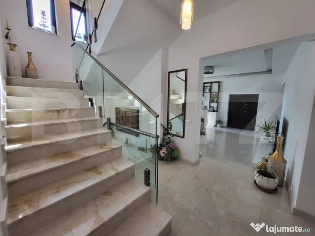Casa de vanzare, 200 mp, zona Albert - Ploiesti (Prahova)