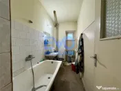 Apartament 3 camere, 2 bai, etaj intermediar, Independentei, 