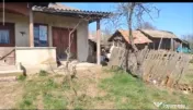 Vând loc de casă (casă)