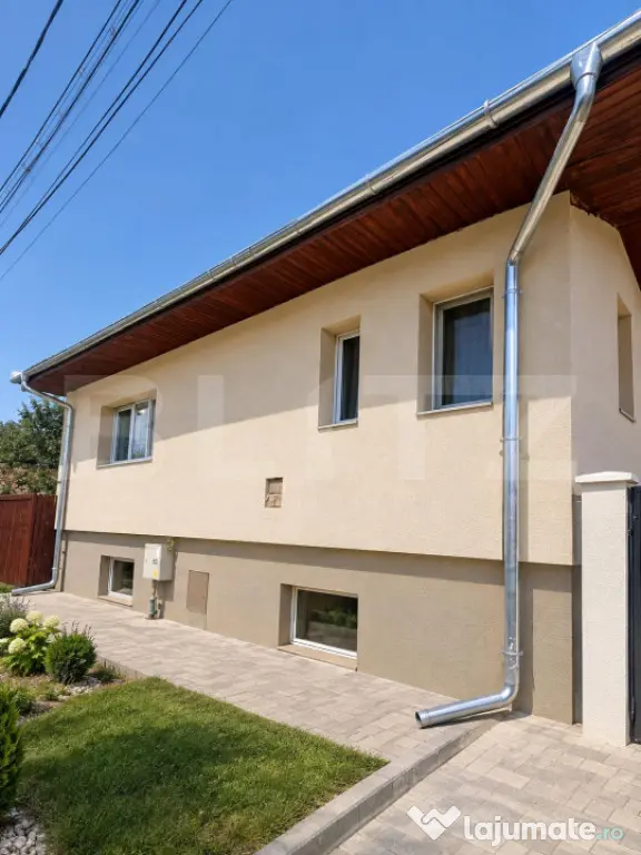 Casă individuală 338,95 mp utili, teren 1.810 mp – Crist - Cristesti (Mures)