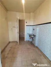Parcul Circului langa bloc si metrou in capatul strazii! Apa 