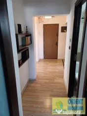Cora, Bratianu, de inchiriat apartament 3 camere, mobilat, gaze