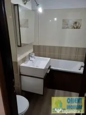 Cora, Bratianu, de inchiriat apartament 3 camere, mobilat, gaze