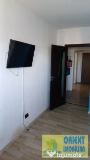 Cora, Bratianu, de inchiriat apartament 3 camere, mobilat, gaze