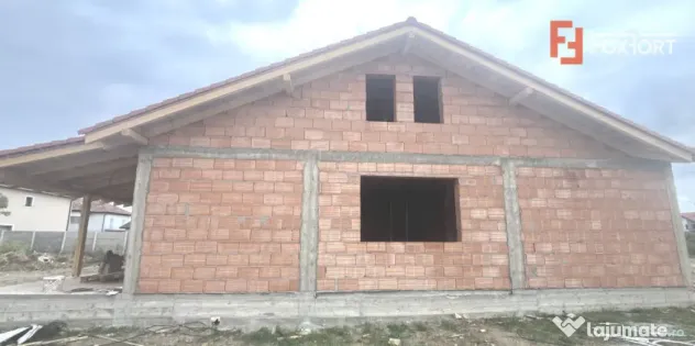 Duplex cu 3 camere si teren de 318 mp - Mosnita Noua - Mosnita Noua (Timis)