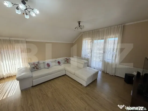 Casa de vanzare in suprafat de 180 mp cu 800 mp teren, loc.