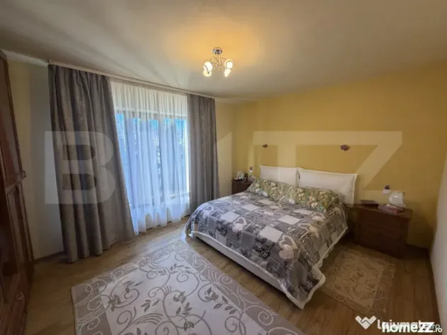 Casa de vanzare in suprafat de 180 mp cu 800 mp teren, loc.
