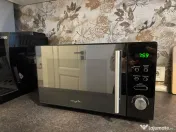 Cuptor cu microunde MYRIA MY4056BK, LCD, 700W, negru