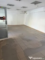 **Spațiu comercial de închiriat – 40 mp open space + 10 