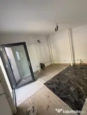 **Spațiu comercial de închiriat – 40 mp open space + 10 