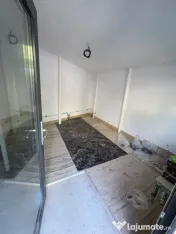 **Spațiu comercial de închiriat – 40 mp open space + 10 