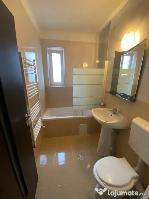 Proprietar, inchiriez apartament 2 camere