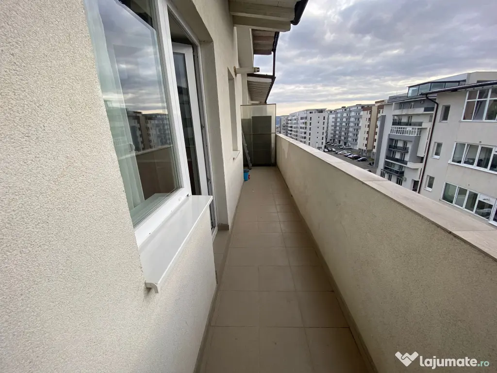 Proprietar, inchiriez apartament 2 camere