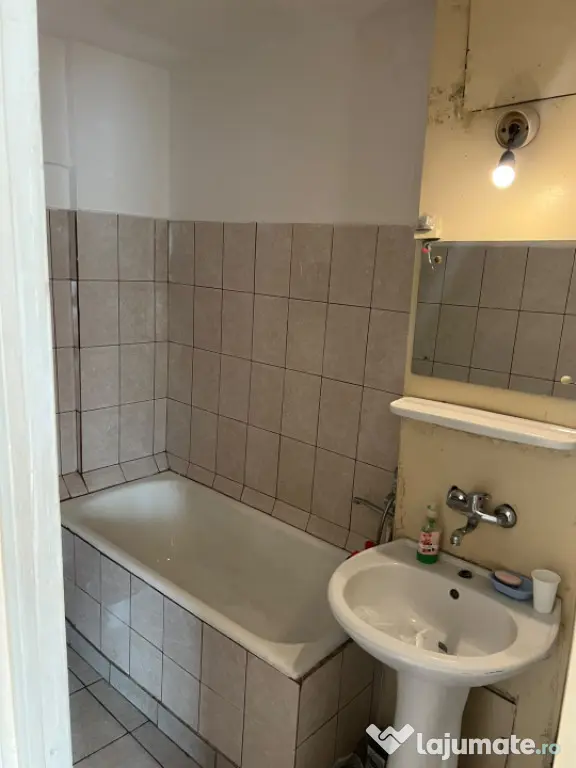 Apartament 2 camere, zona Spital - Craiova (Dolj)