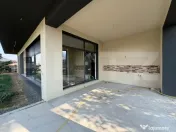 Casă individuală de lux cu piscină și teren generos de 1 