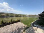 Casă individuală de lux cu piscină și teren generos de 1 