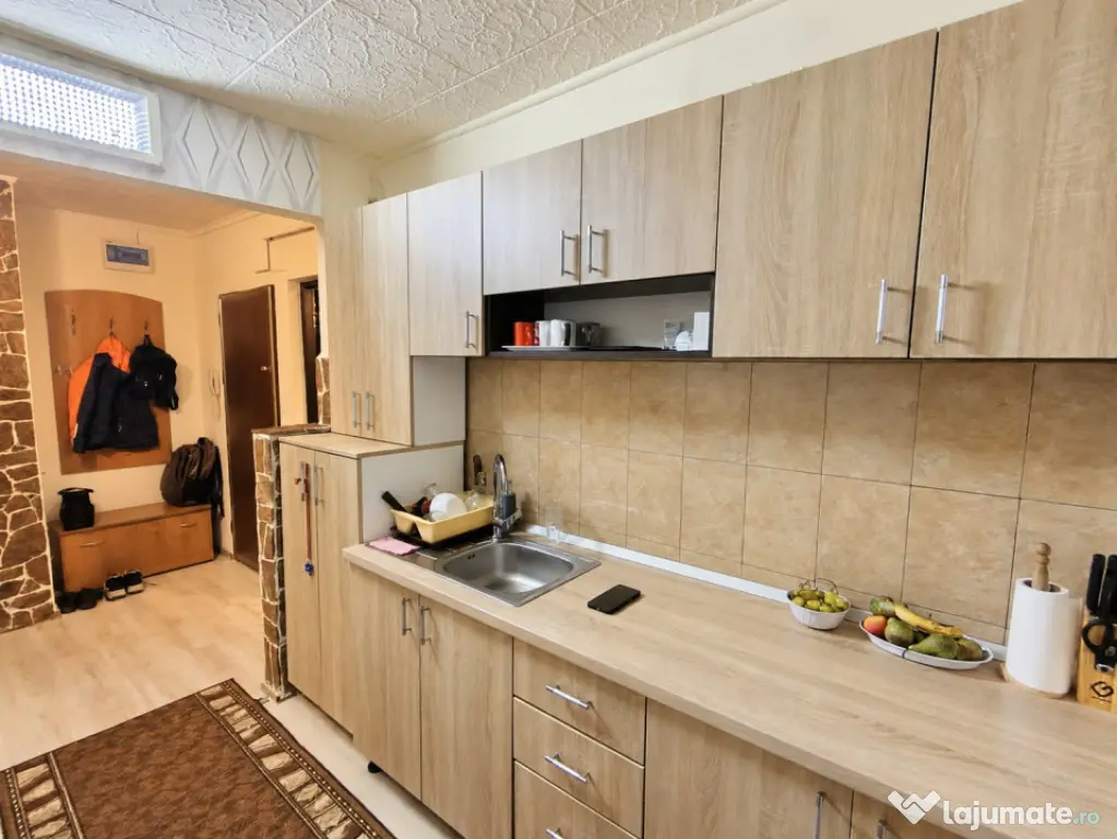 Apartament 3 camere | 53,4 mp | Etaj 4/4 cu acoperiș. - Baia Mare (Maramures)