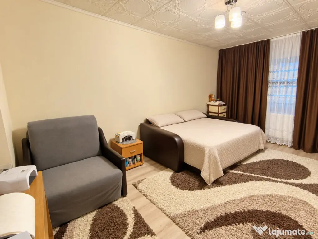 Apartament 3 camere | 53,4 mp | Etaj 4/4 cu acoperiș. - Baia Mare (Maramures)