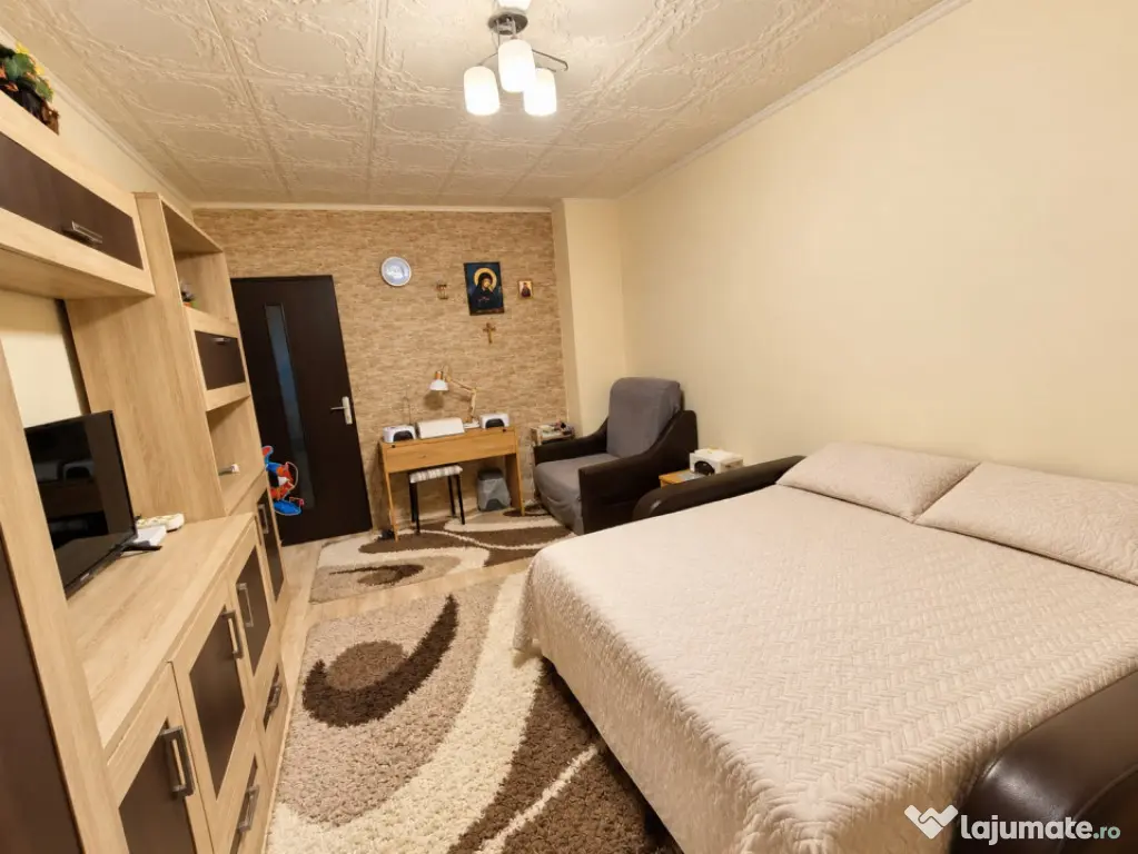 Apartament 3 camere | 53,4 mp | Etaj 4/4 cu acoperiș. - Baia Mare (Maramures)