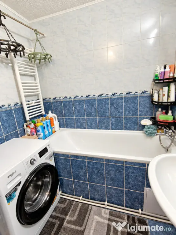 Apartament 3 camere | 53,4 mp | Etaj 4/4 cu acoperiș. - Baia Mare (Maramures)