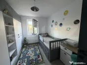 Apartament cu 3 camere bloc vila 