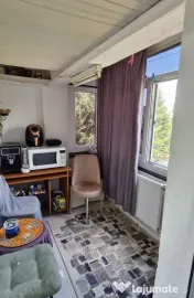 Apartament trei camere Bragadiru Zona Centrala/Primarie 