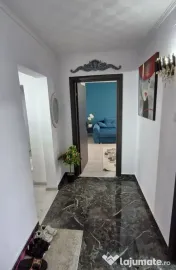 Apartament trei camere Bragadiru Zona Centrala/Primarie 