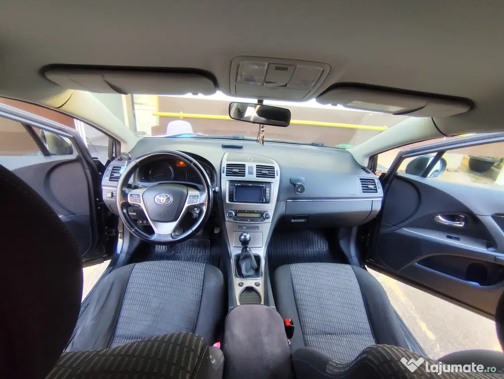 TOYOTA Avensis 2011 — imagine 6