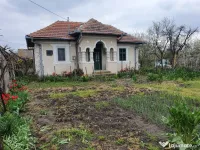 CASĂ 4 camere plus TEREN INTRAVILAN 840 mp, DUBLĂ DESCHIDERE stradală- 