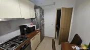 Apartament 3 camere zona TRACTORUL,STR Nicolae Labis, 
