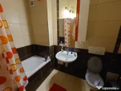 Apartament 3 camere zona TRACTORUL,STR Nicolae Labis, 