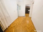 Apartament 3 camere, situat în Târgu Jiu, Str. Nicolae Bă