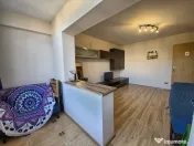 Casa de Cultură 2 camere CF 0 renovat etaj 56 mp 