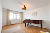 Film! Apartament cu 3 camere, decomandat, Ciucului, Sfantu G