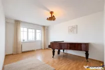 Film! Apartament cu 3 camere, decomandat, Ciucului, Sfantu G
