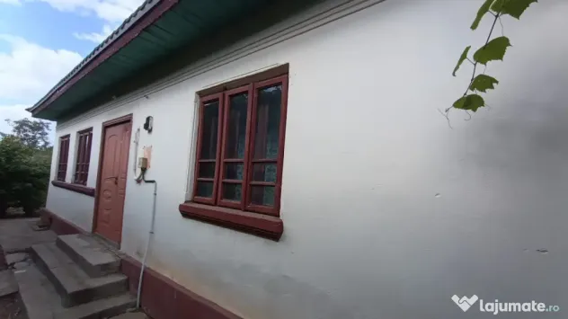 CASĂ – COȘOVENI | 70 MP UTILI | TEREN 2.331 MP - Cosoveni (Dolj)