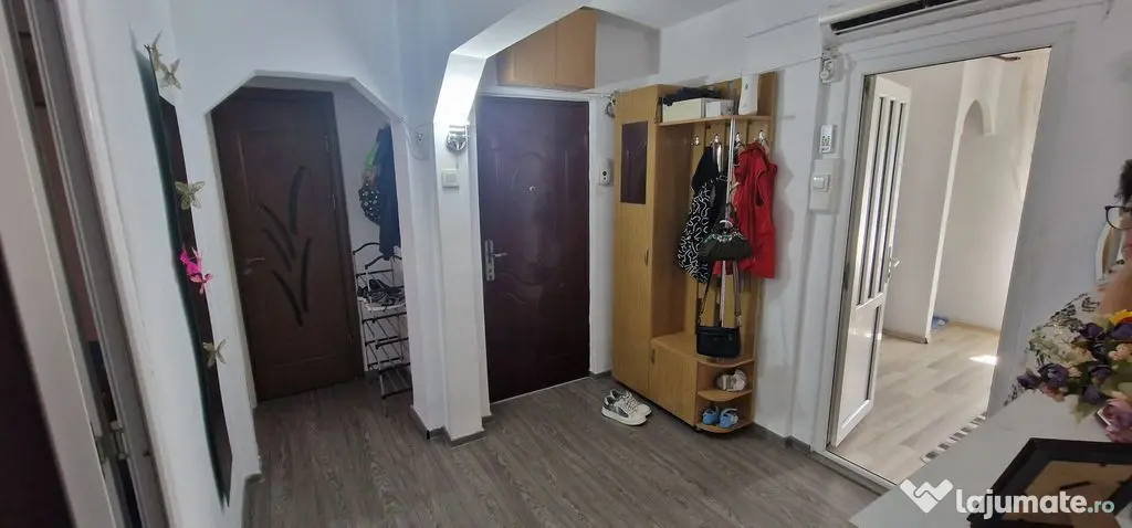 Apartament 4 camere Inel 2 - Constanta (Constanta)