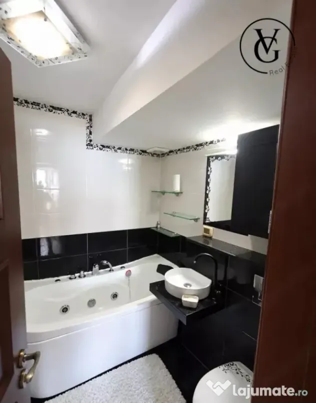 Apartament 3 camere | Faleză Nord | Vedere frontală la mar - Constanta (Constanta)