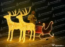 Sanie luminoasa mare cu reni de exterior, iluminat Craciun