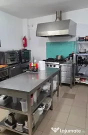 Bistro , cafenea la cheie ultracentral 
