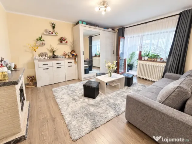 Vânzare apartament 3 camere- Aiud- Nemobilat - Aiud (Alba)