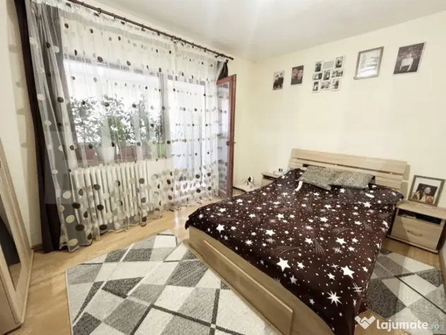 Vânzare apartament 3 camere- Aiud- Nemobilat - Aiud (Alba)